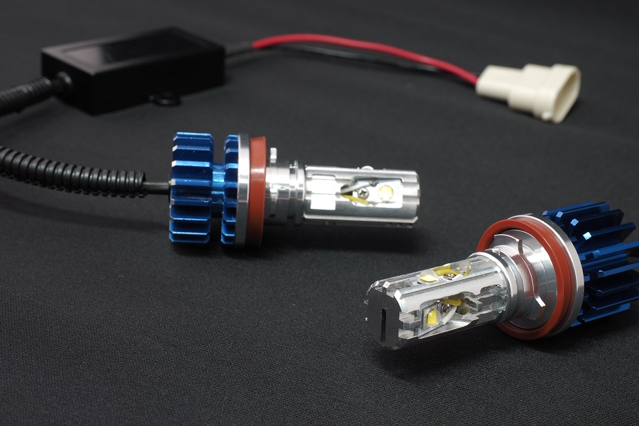 LEDフォグバルブ「EX-Ray」 H8/H11 | ジムニーのカスタムパーツ専門店 