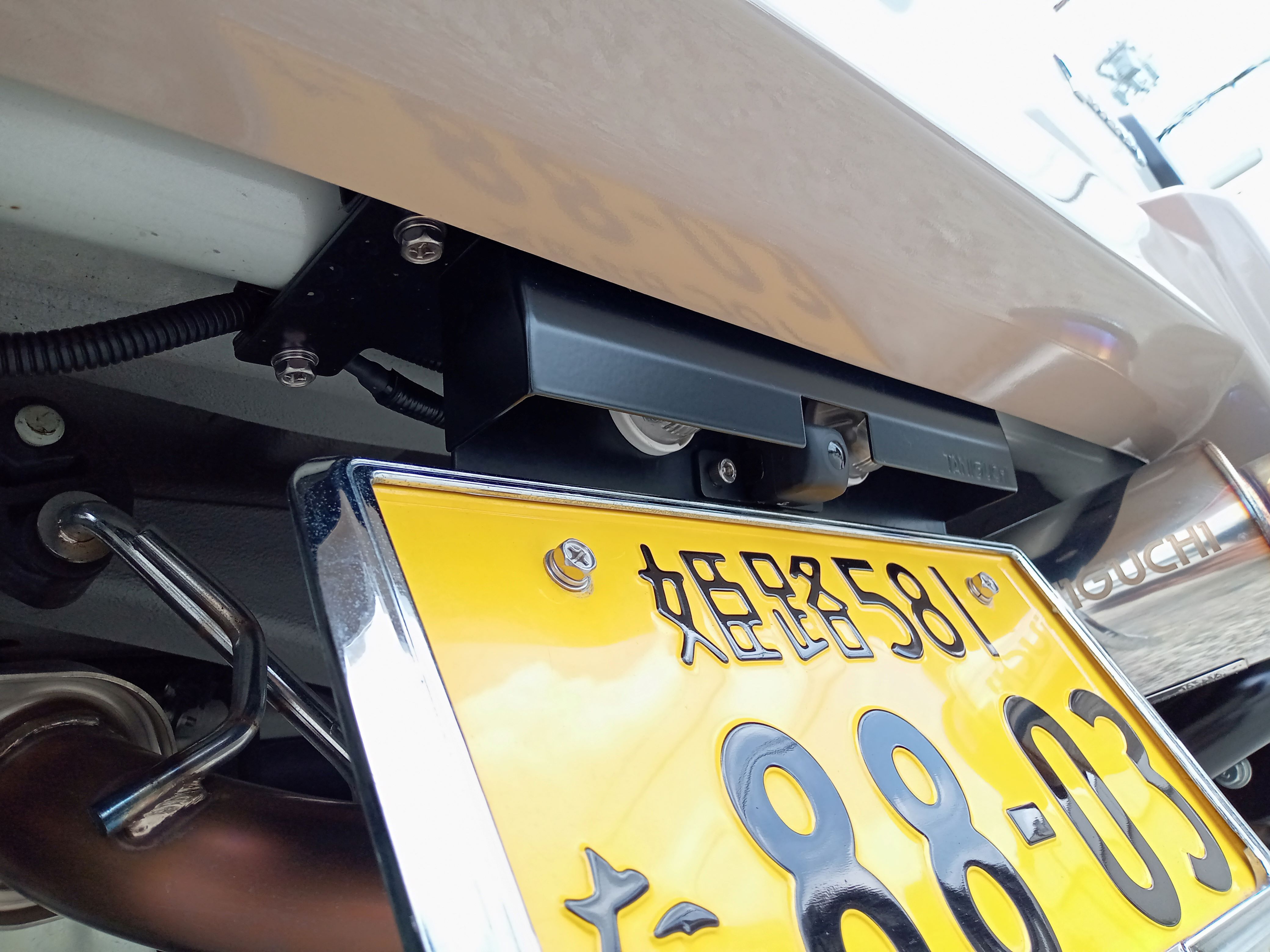 JB64用ローナンバー移動キット発売! | ジムニーのカスタムパーツ専門